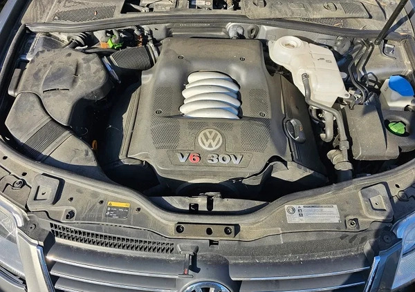 Volkswagen Passat cena 4200 przebieg: 221000, rok produkcji 2004 z Prudnik małe 29